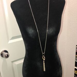 Nine West long necklace 20”